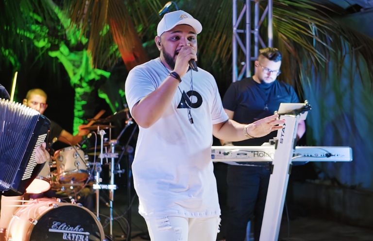 158A73AC-CF81-43AB-9654-68A98224F421