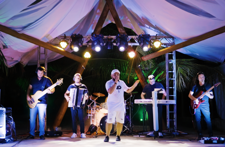 54220BFD-6802-4504-AEAE-13FB6DCAD262