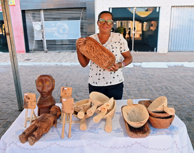 E63876F5-C37F-4578-A47F-81D80E625504