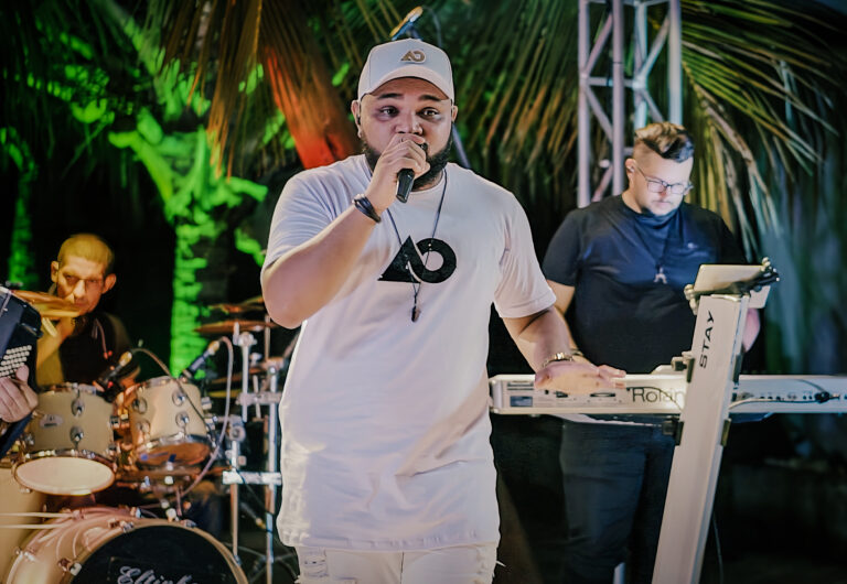 E6A7DFB2-CDEF-4375-8AEF-BF6E1906B639