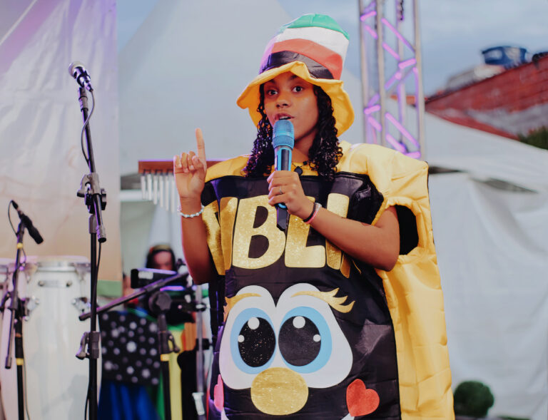 E6E433B5-FB17-4D65-AA6F-AF54A6523B67